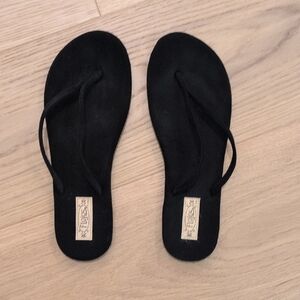 Flojos Black Sandals